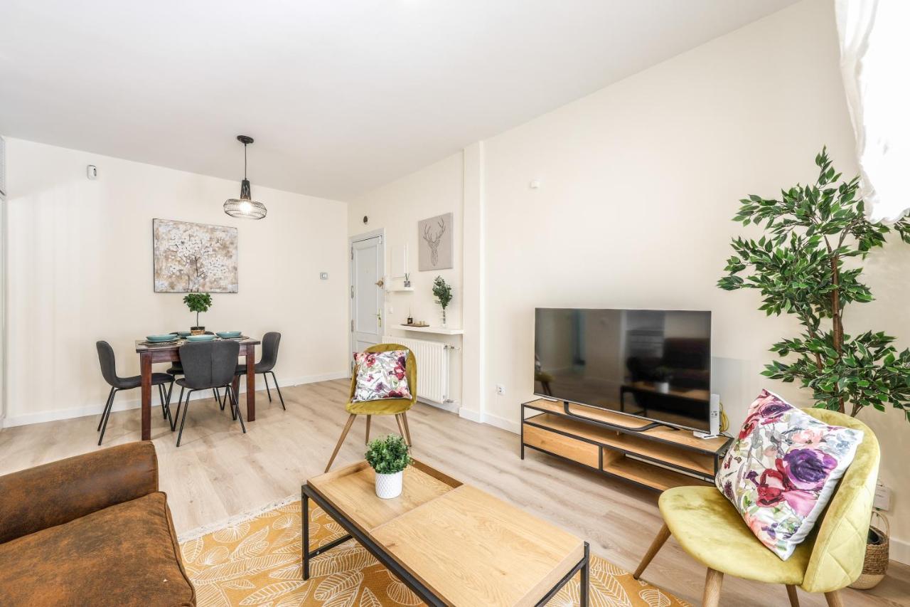 Tirso De Molina Apartamento Madrid Exterior foto